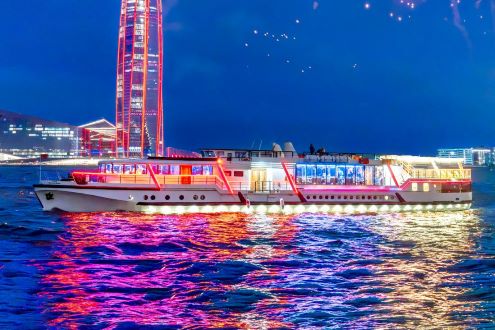 Мероприятия зимой на теплоходе-ресторане "Шустрый Бобер"